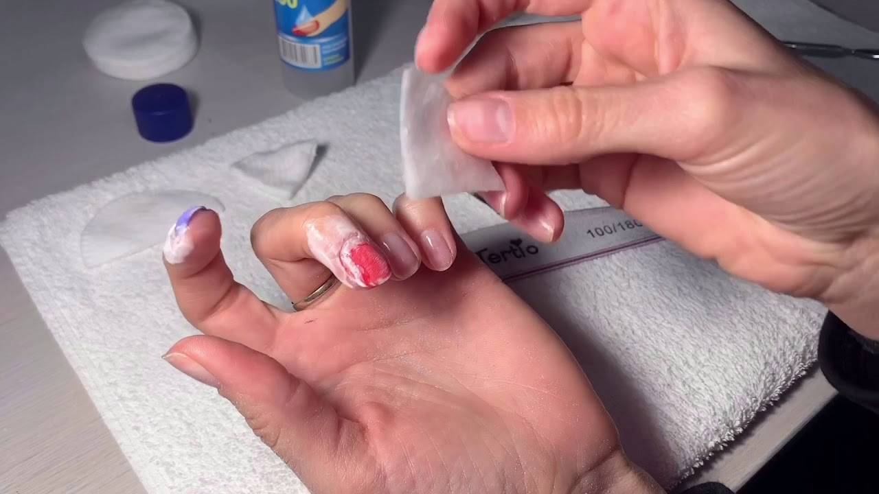 Эксперт рассказала о тонкостях самостоятельного снятия наращенных ногтей