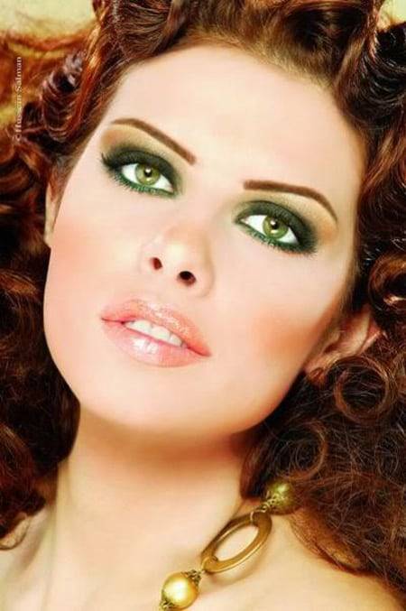 Варианты макияжа рыжеволосых с зелеными глазами