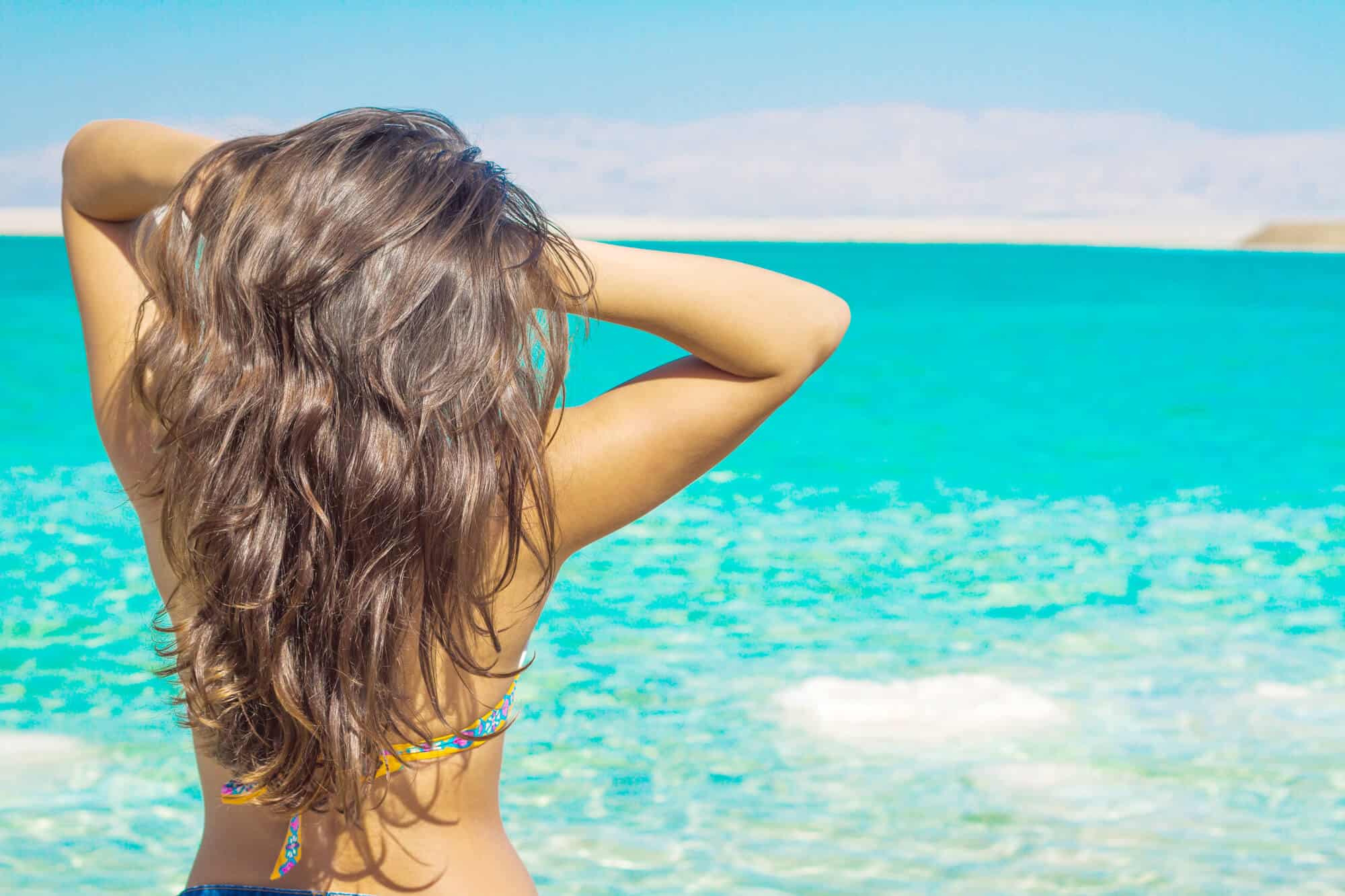 Топ-5 средств по защите волос от ультрафиолета, морской воды и песка | волосомагия