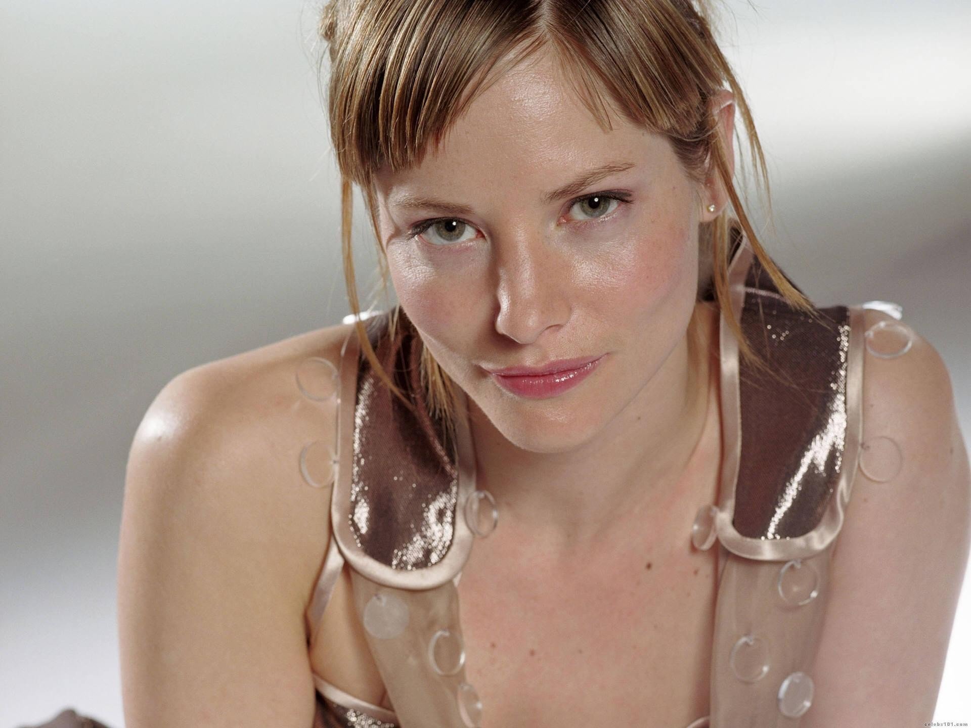 Sienna guillory