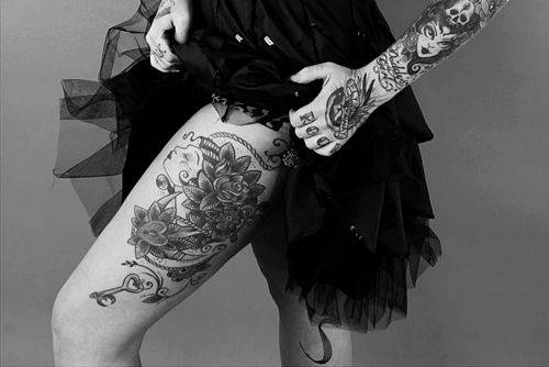 Черно-белые татуировки — фото и эскизы в галерее!