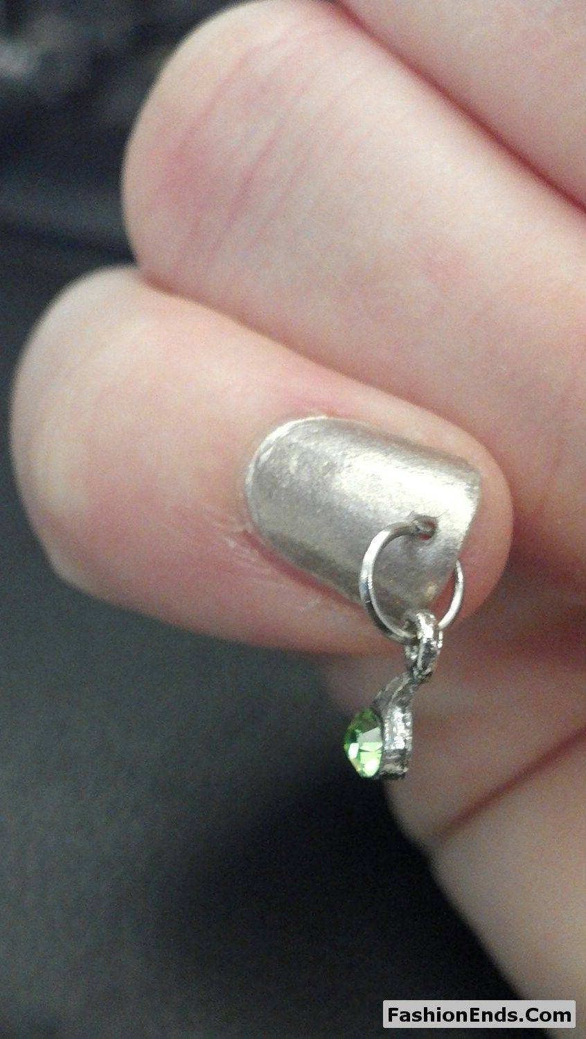 Пирсинг ногтей в домашних условиях: возможно ли это?