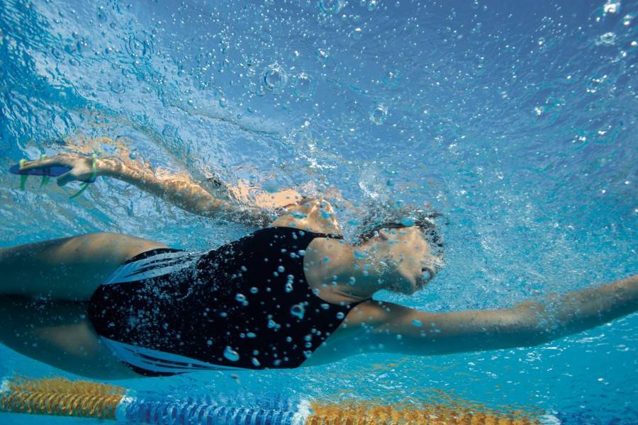 Плавание для похудения - польза упражнений и правила выполнения