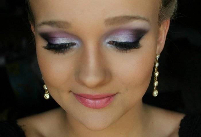 И пусть глаза сияют: основы макияжа с фиолетовыми тенями