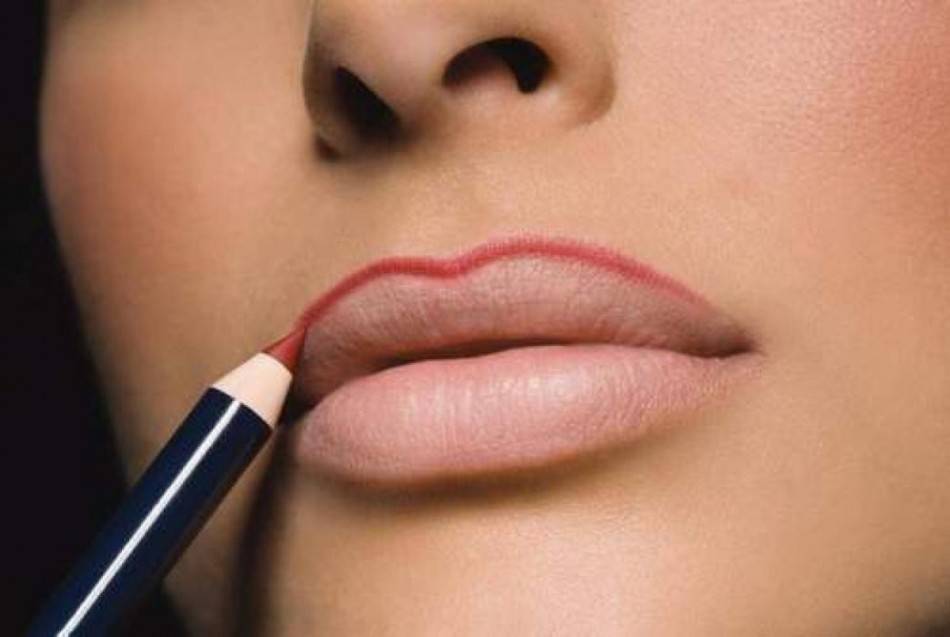 Как визуально увеличивать губы? средства для макияжа губ
