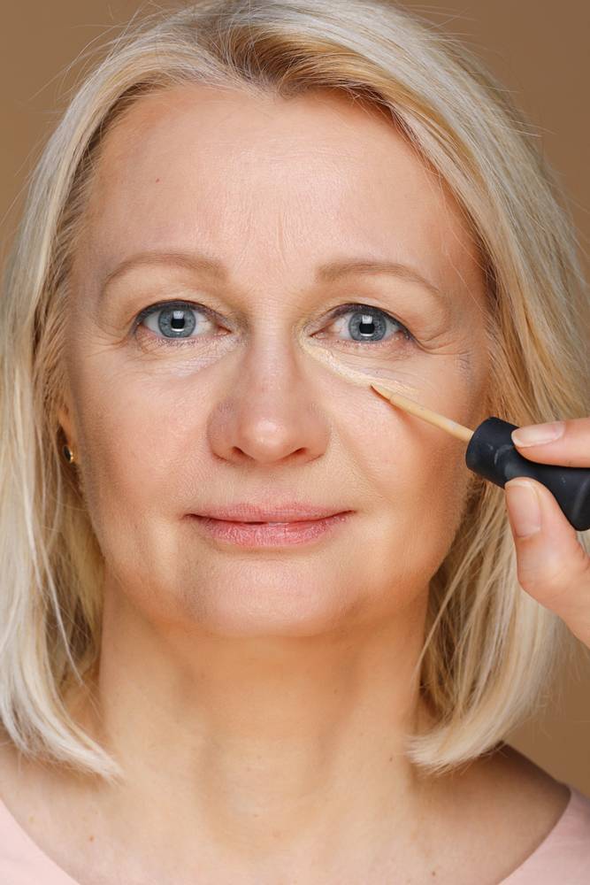 Возрастной макияж для женщин: пошагово для начинающих+фото