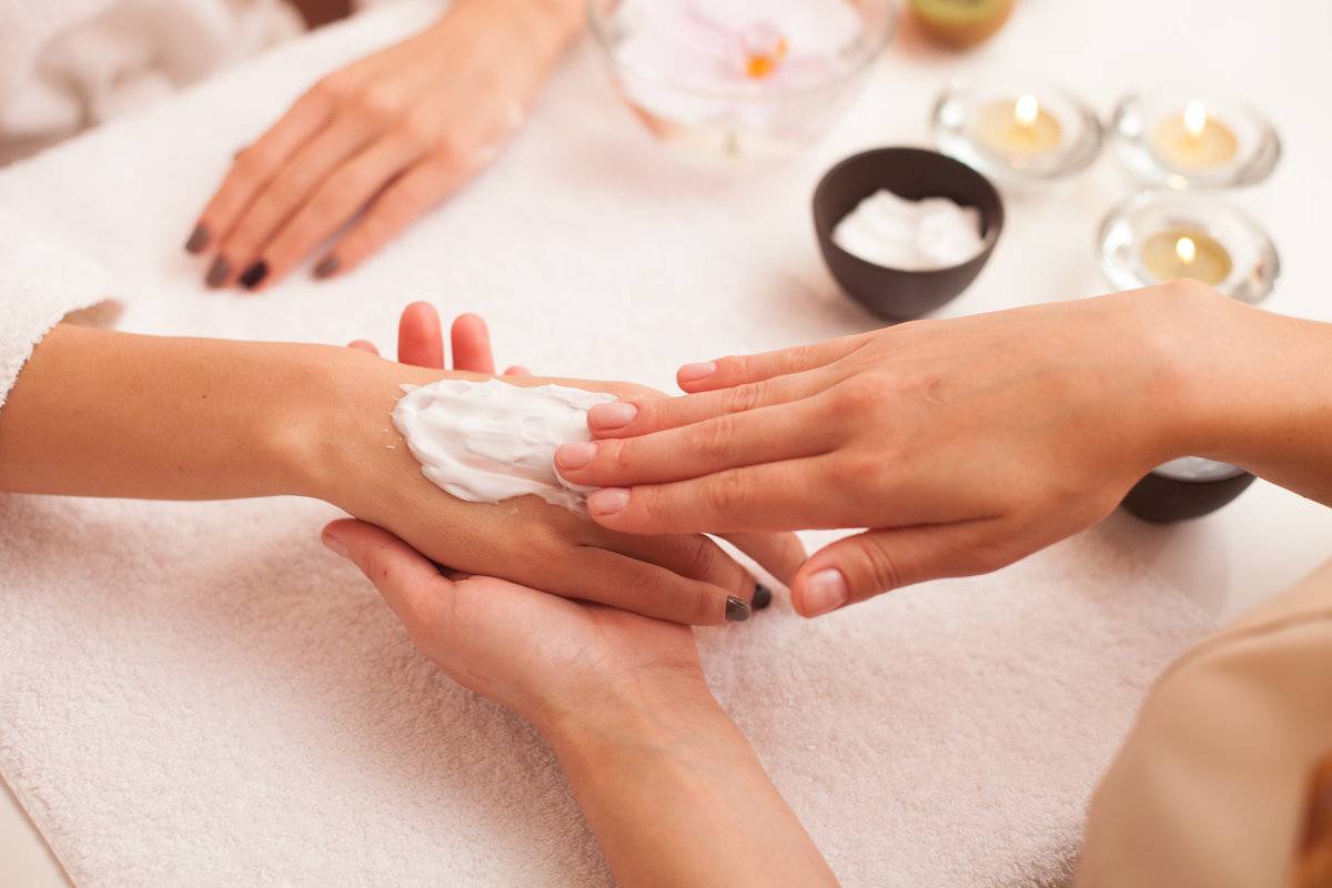 Уход за кожей рук и ногтями в домашних условиях | чистая линия