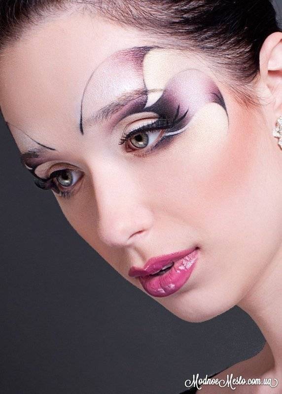 Обворожительный макияж глаз — современные тенденции и пошаговые фото