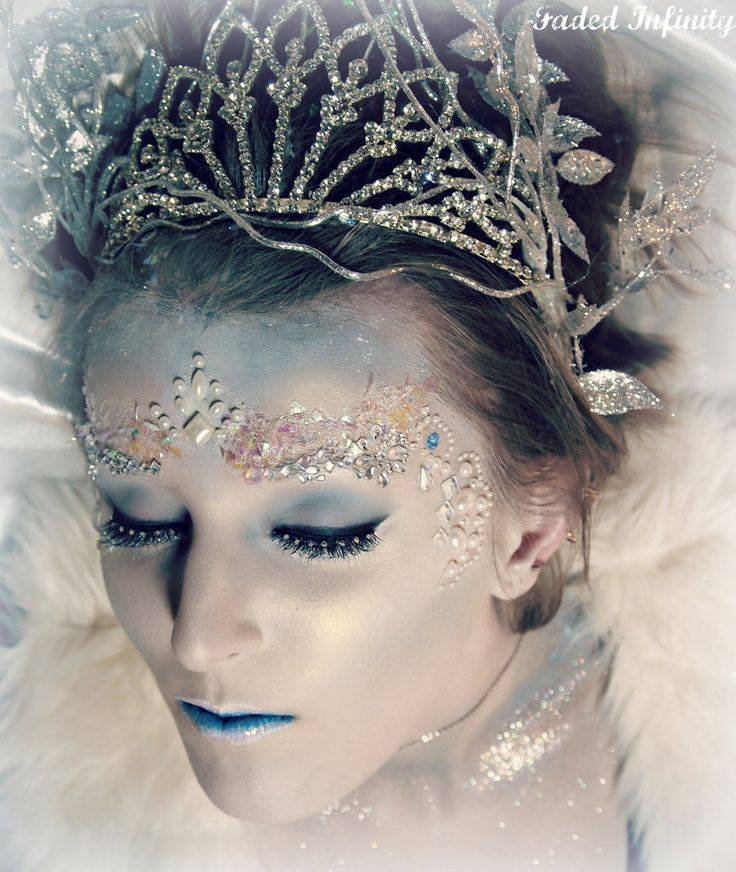 Макияж снежной королевы: 31 фото и пошаговая инструкция