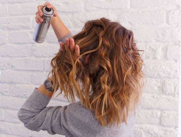 Как сделать легкие волны на коротких и длинных волосах в домашних условиях
как сделать легкие волны на коротких и длинных волосах в домашних условиях