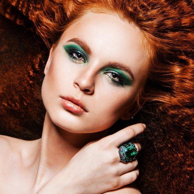 Макияж для зеленых глаз и рыжих волос. какой макияж подходит для рыжих волос и зеленых глаз? | школа красоты