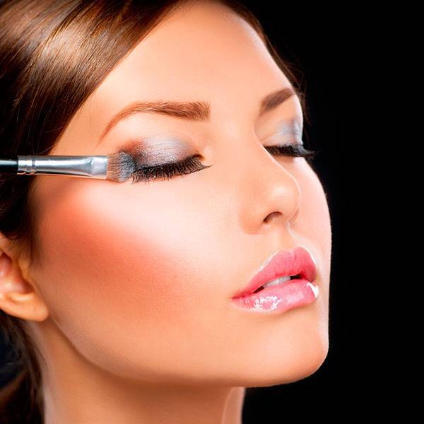 Как правильно нанести макияж в домашних условиях фото пошагово