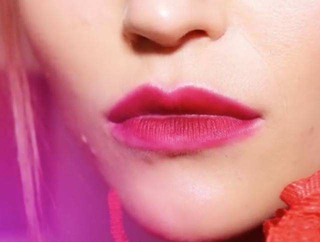 Эффект зацелованных губ- супер новинка в make up | | prod make up