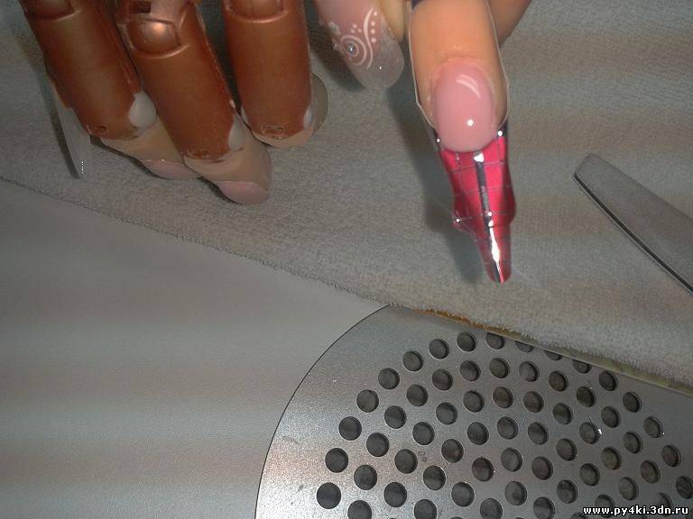 Как самостоятельно снять нарощенные ногти