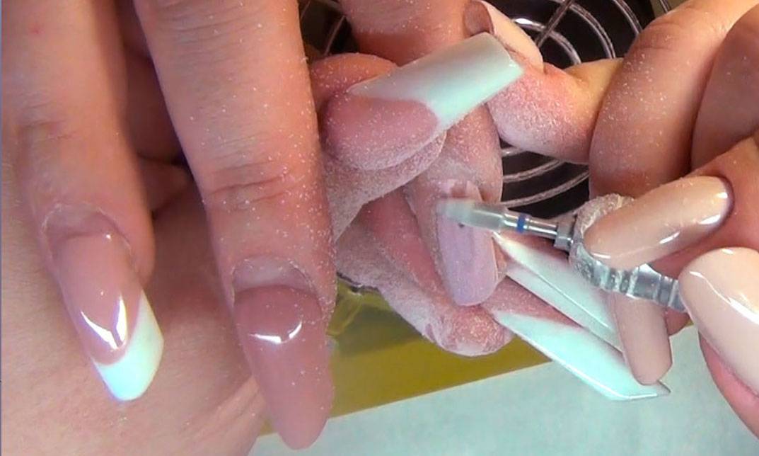 Коррекция наращенных ногтей: как делать правильно акриловые