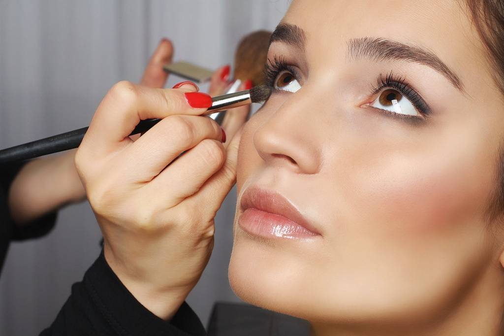 Главные правила идеального макияжа: основные этапы нанесения