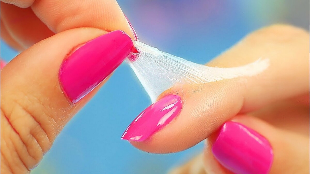 Как аккуратно красить ногти