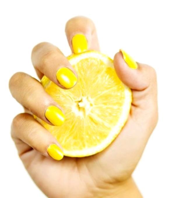 Эфирное масло лимона для ногтей