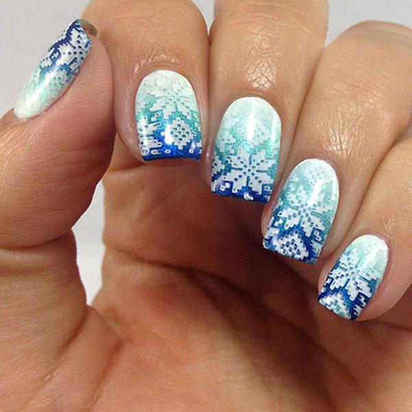 Рисунок на ногтях снежинки с синим градиентом | красивые ногти - дополнение твоего образа