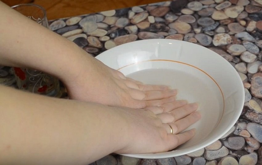 Морская ванночка для ногтей. Ванночки для пальцев. Солевые ванночки для рук. Ванночка для ногтей. Соляная ванночка для рук.