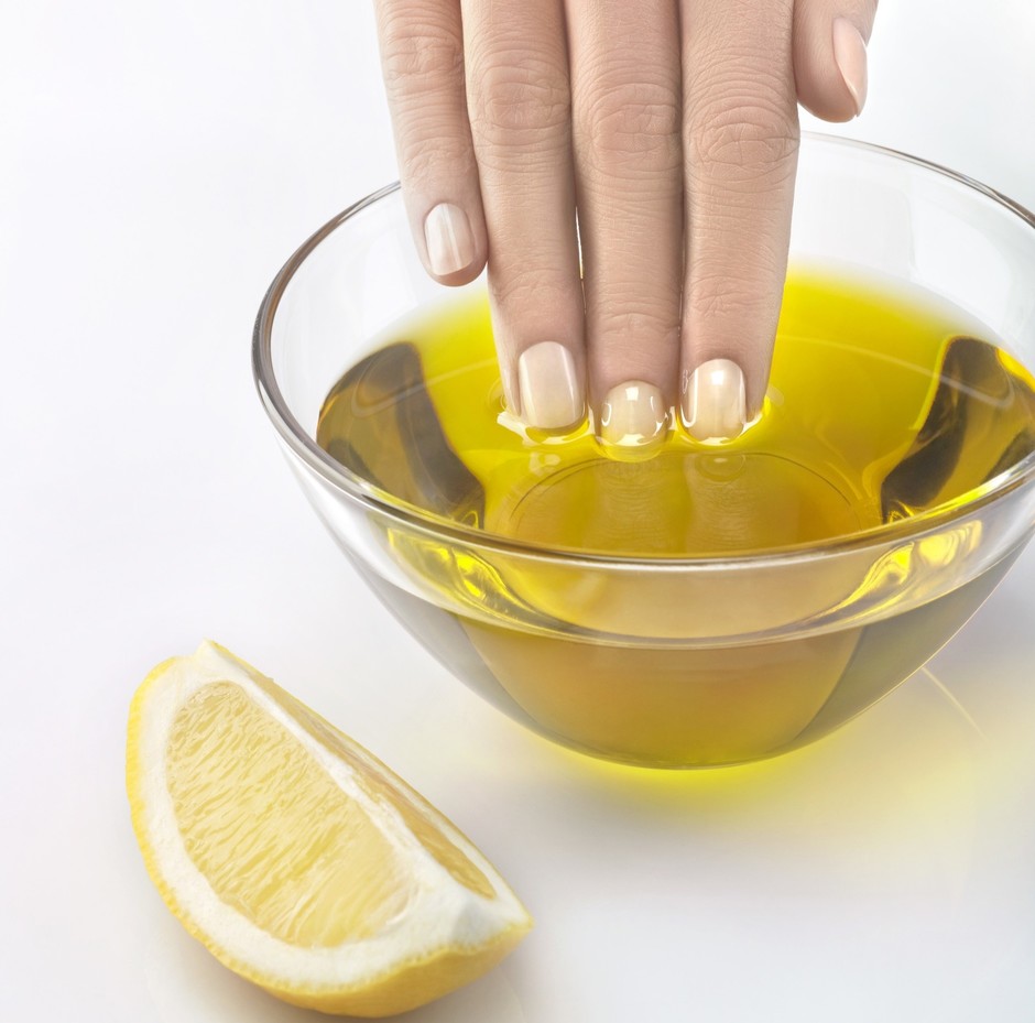 Эфирное масло лимона для ногтей – секреты укрепления в домашних условиях