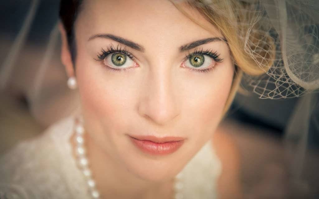 Нежный свадебный макияж для карих и голубых глаз – фото