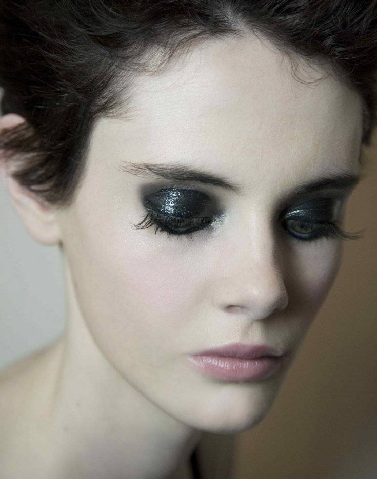 Черный макияж глаз: 120 фото самых красивых вариантов украшения глаз и век