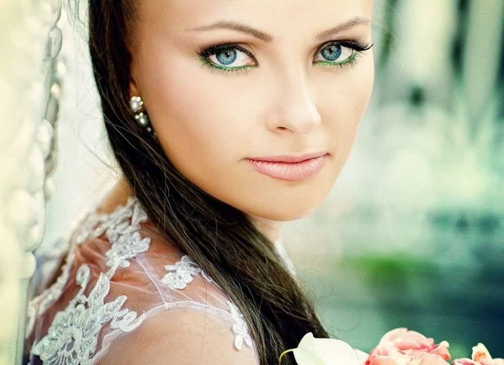 Свадебный макияж под голубые глаза