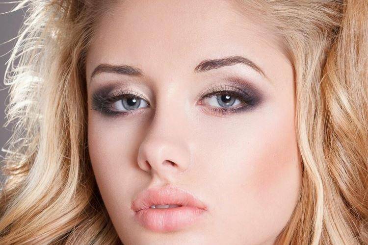 Пошаговая инструкция: делаем стильный макияж для блондинок с голубыми, серыми и карими глазами (+видео)