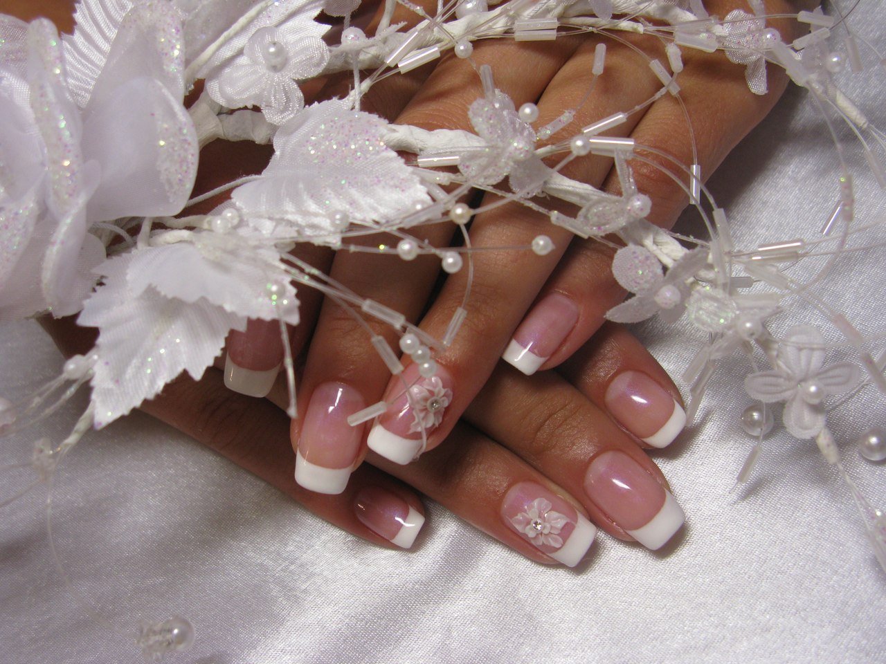 Свадебное наращивание ногтей для невесты