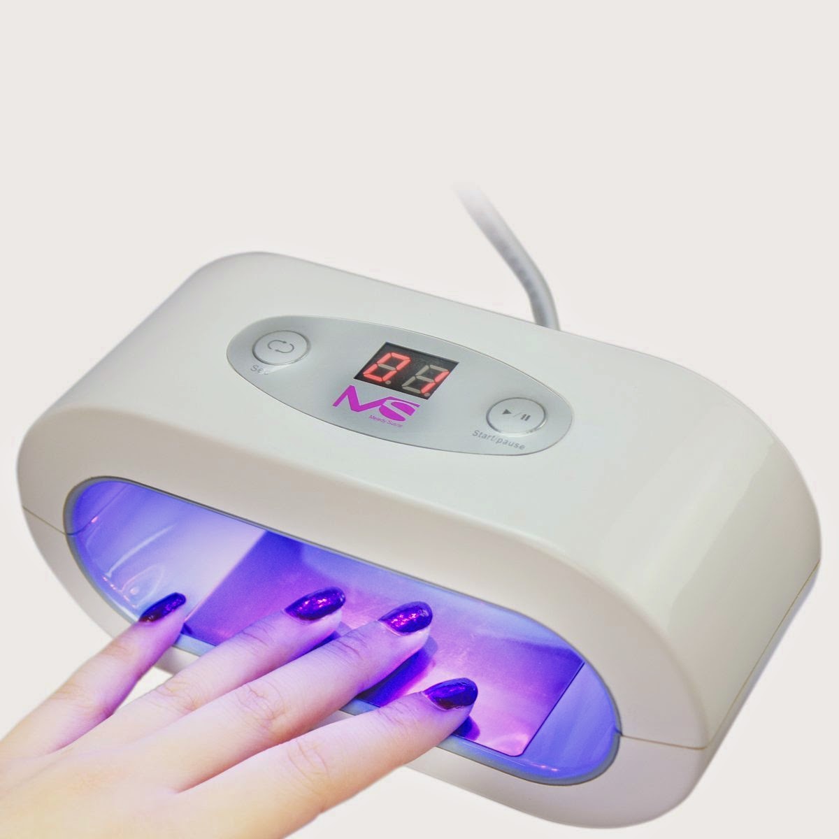 На что следует обратить внимание при выборе лампы для сушки ногтей - сайт о ногтях
