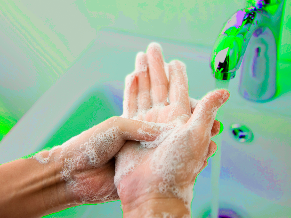 Зачем нужно мыть руки и как это делать правильно?