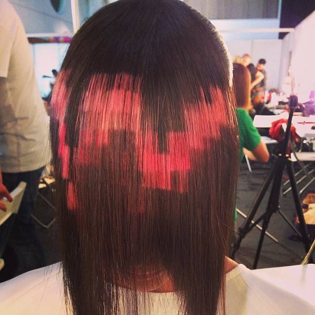 Пиксельное окрашивание волос – модный тренд 2020 года