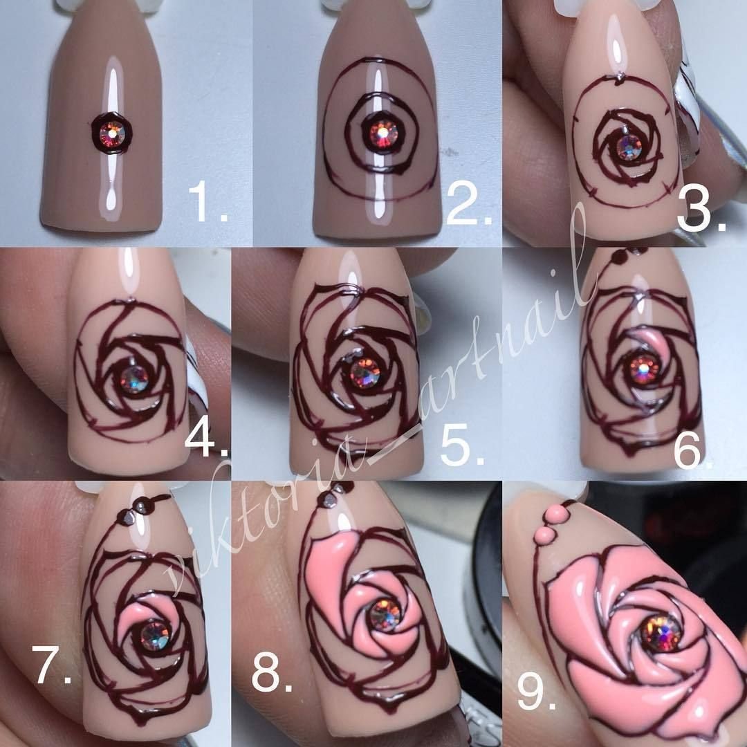 Маникюр с розами на ногтях