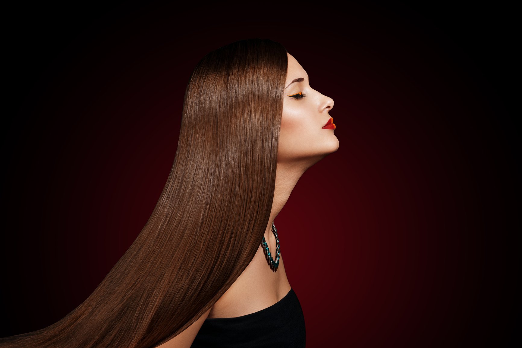Спрей для блеска волос: обзор, какое средство лучше, как сделать в домашних условиях