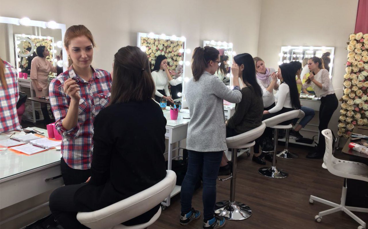 Как выбрать школу макияжа. личный опыт редакции yes!