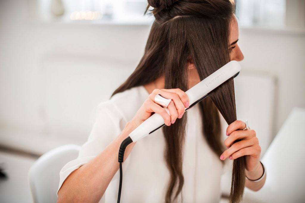 Как пользоваться утюжком для волос с керамическим покрытием