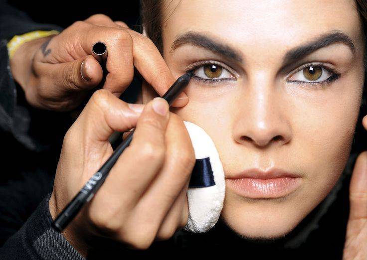 Секреты идеального макияжа: 8 главных шагов