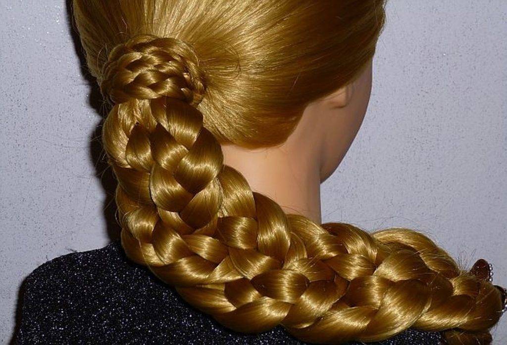 Косы на средние волосы: 100 идей плетений на фото