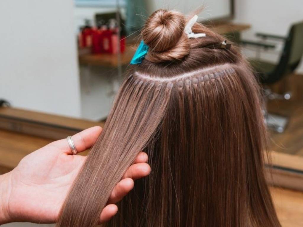 Ленточное наращивание волос: сколько стоит, чем лучше, минусы и плюсы