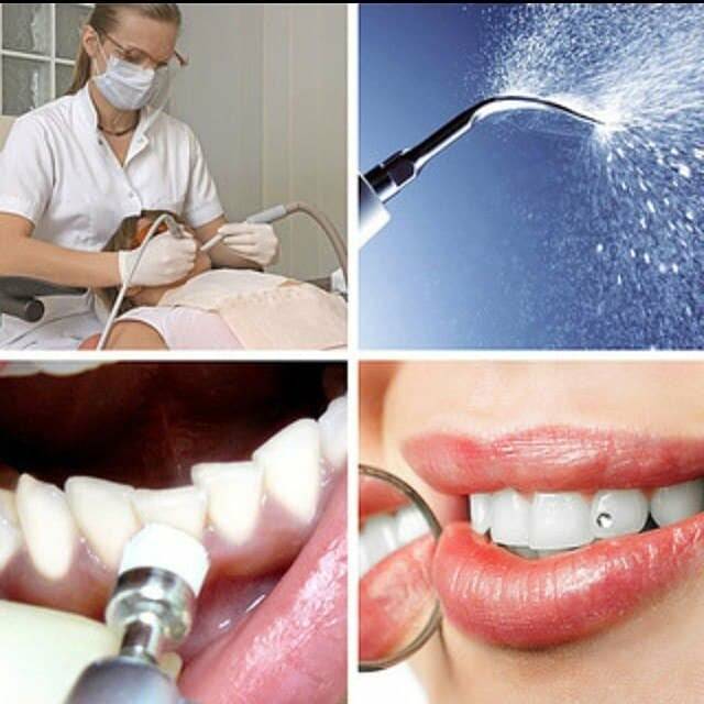 Комплексная профессиональная гигиена (чистка) зубов: ультразвук + air flow + фторирование.