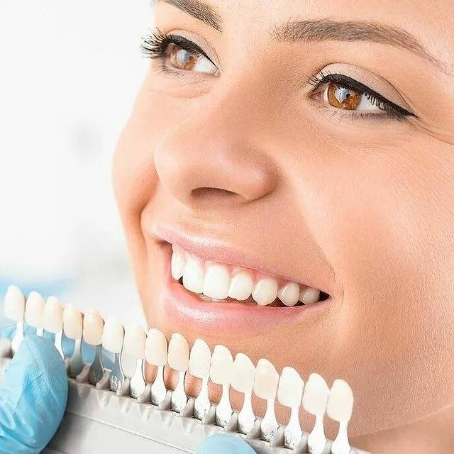 Как быстро и бережно отбелить зубы?