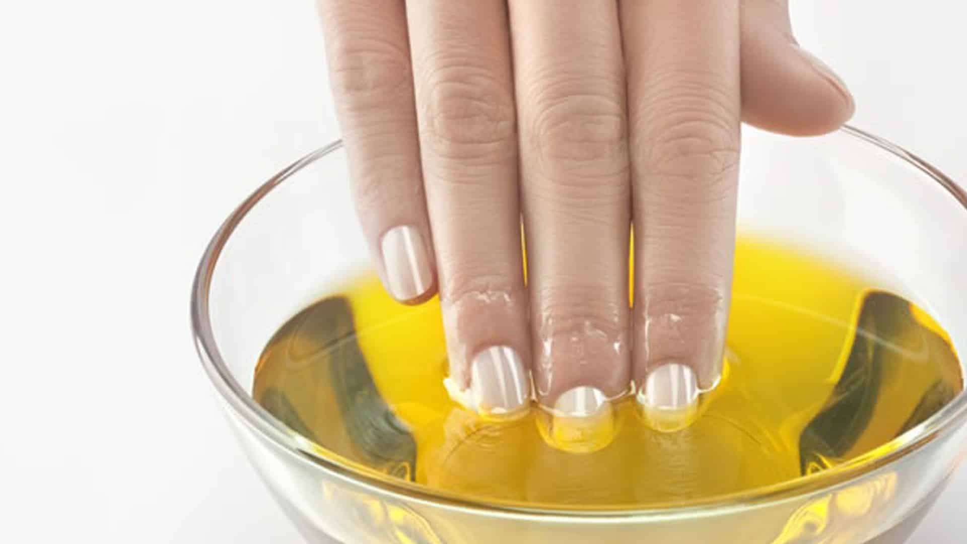Ванночки роста ногтей домашних. Укрепить ногти в домашних. Ванночка для рук. Крепкие ногти ванночки. Масло для ногтей.