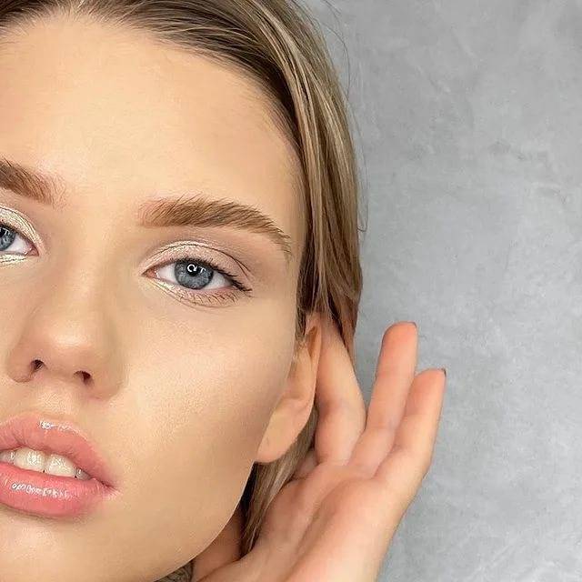 Как правильно сделать макияж для карих глаз и светлой кожи