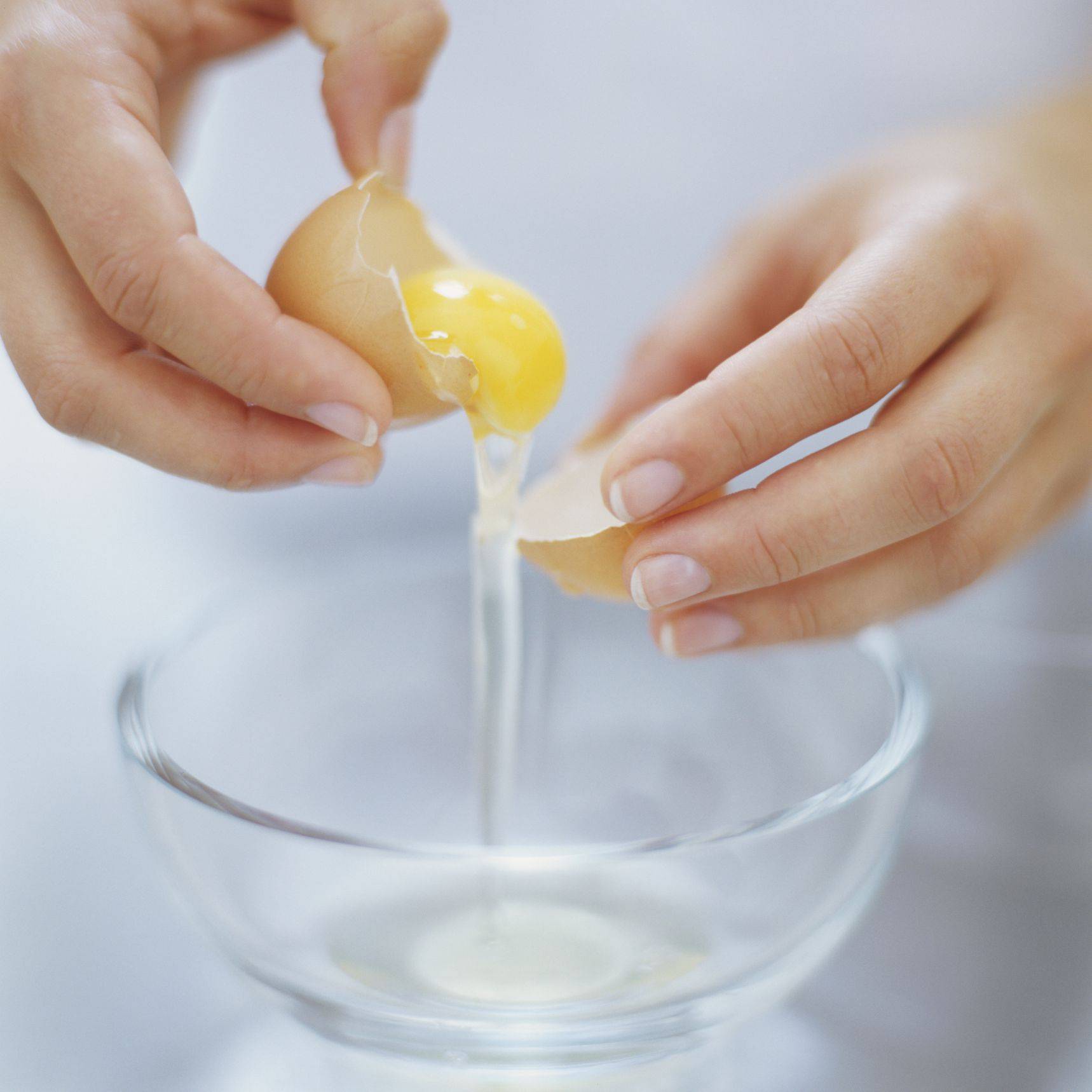 Маска из яйца для лица: проверенные и эффективные рецепты