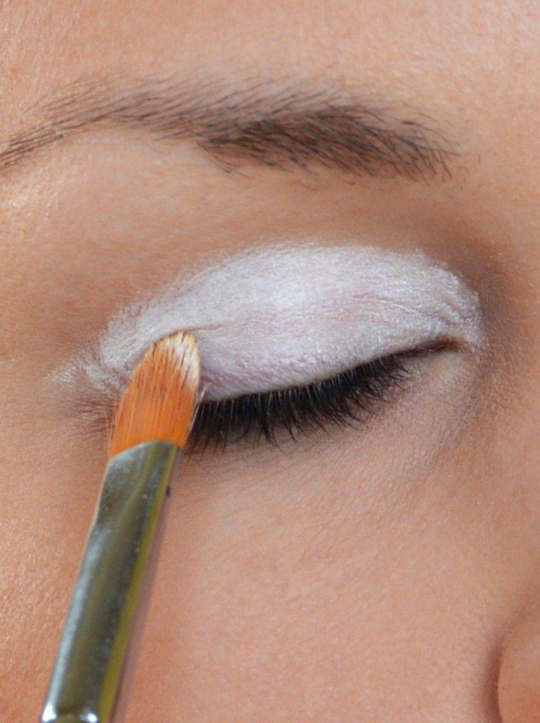 Белые тени для век: фотоидеи макияжа глаз + 4 средства - женский журнал