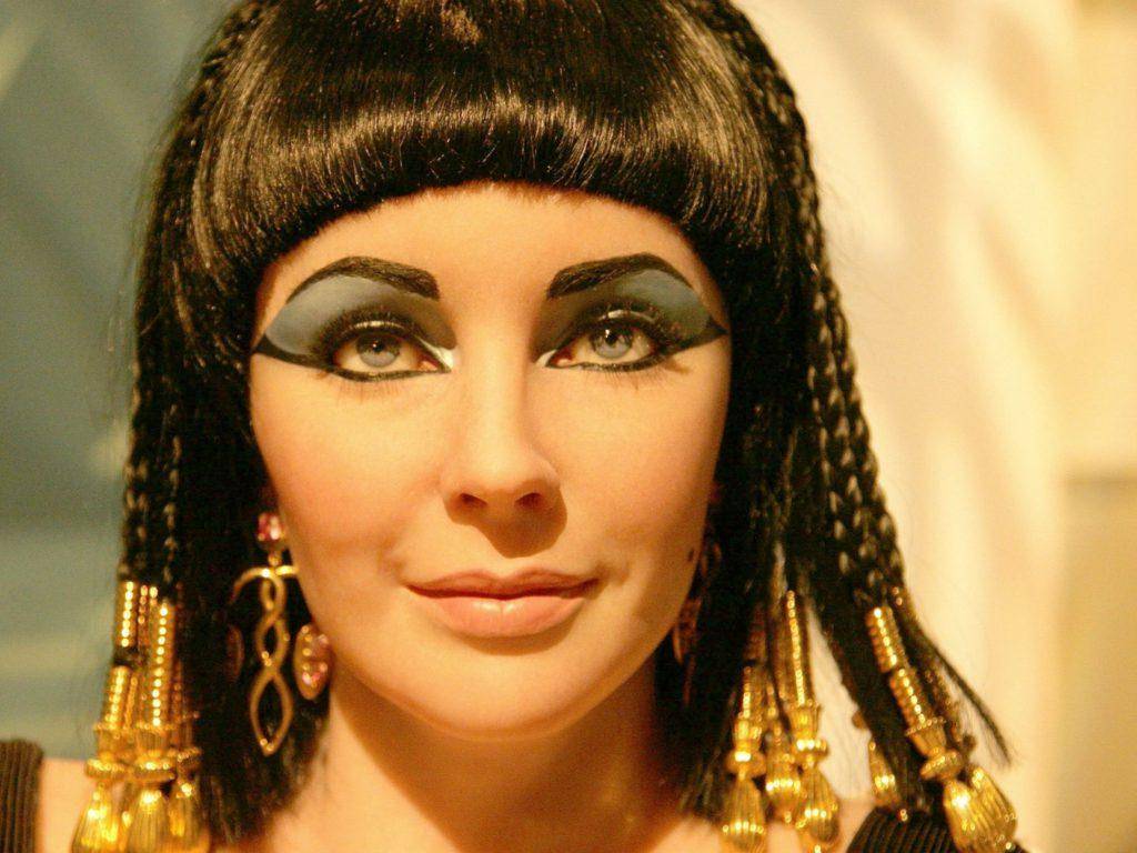 Египетский макияж глаз: фото и видео пошагово