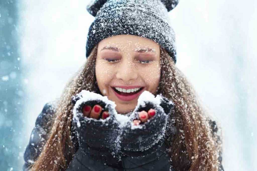 Уход за кожей лица зимой и секреты зимнего макияжа: как сохранить свежий и здоровый вид даже в сильные морозы? | портал 1nep.ru