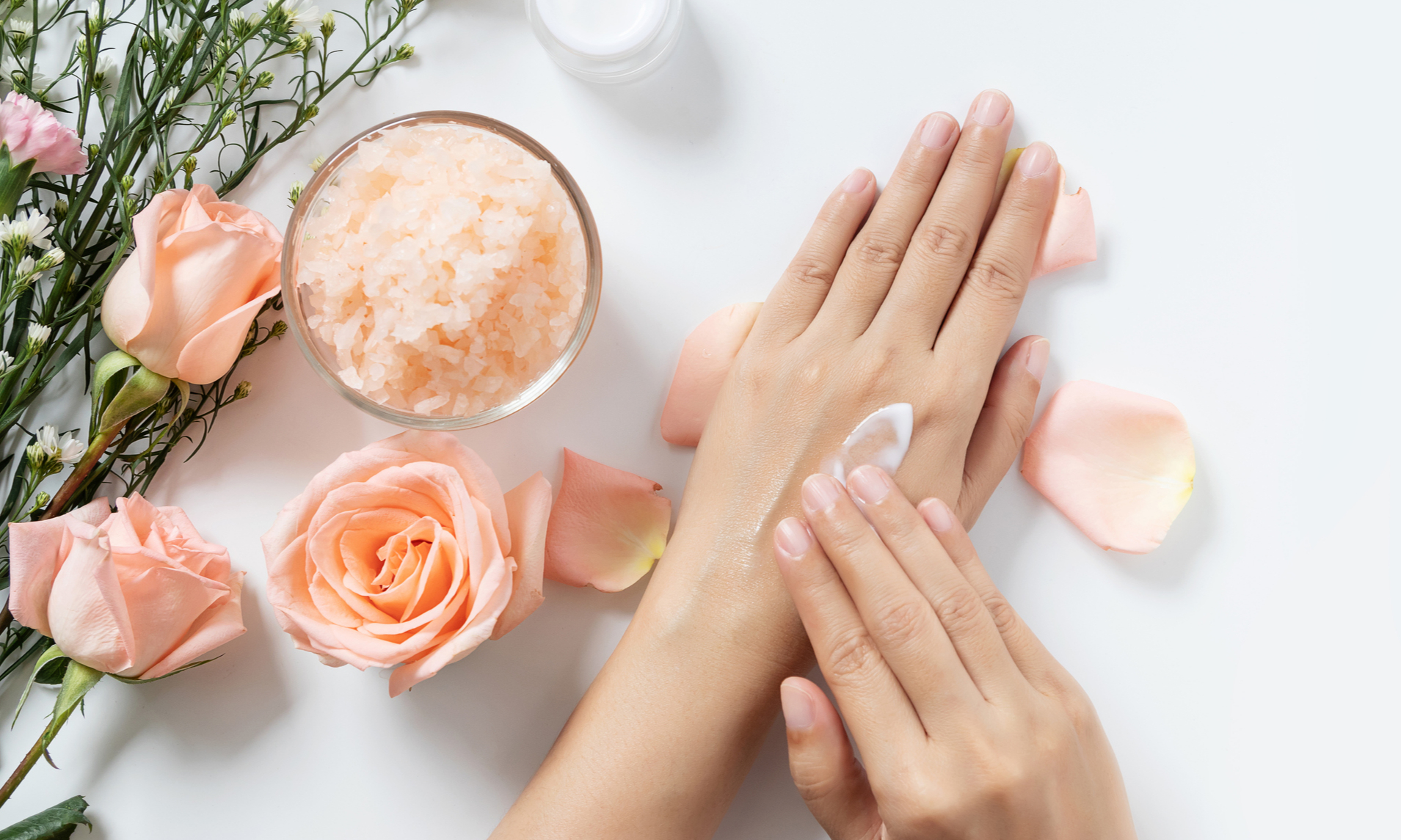 Сухие руки: как правильно ухаживать за кожей