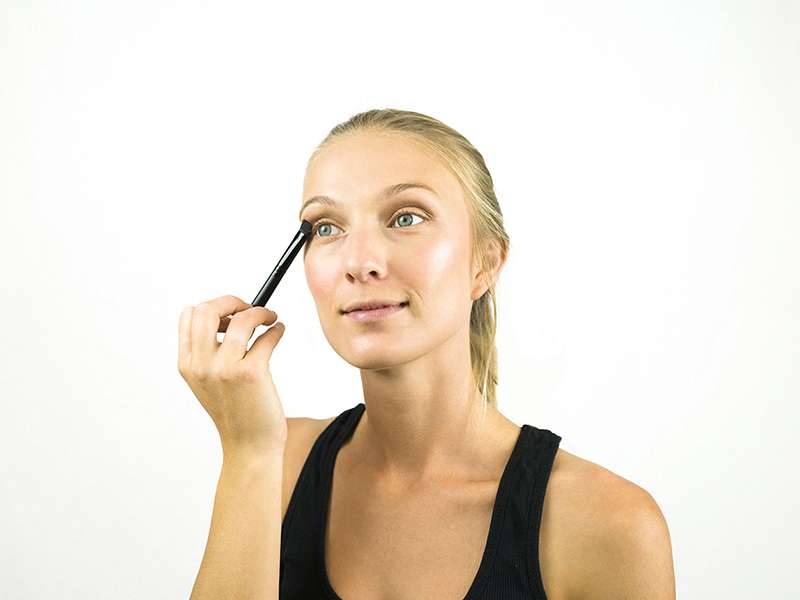 Основы макияжа для лица пошагово: правила для начинающих